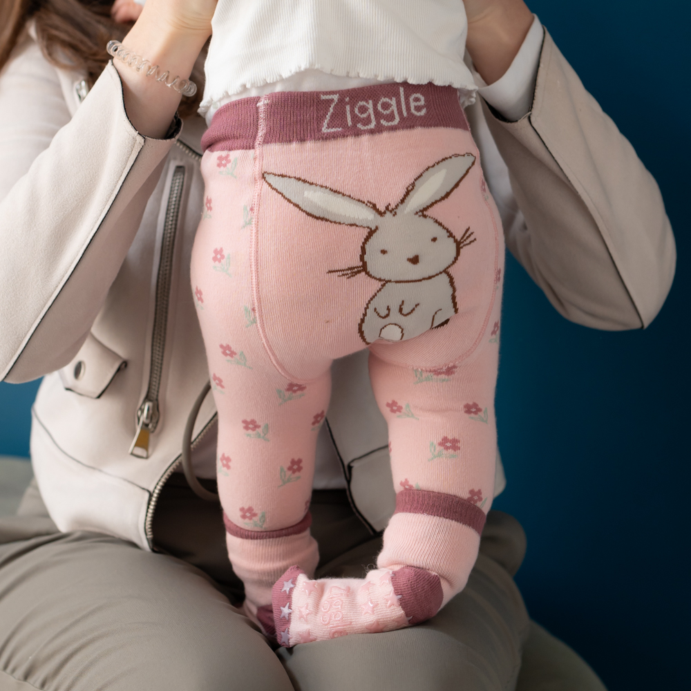 Bunnies Pink Leggings and Socks Set - Image 8